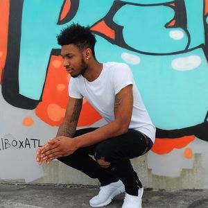 Meet your Posher, Nicholas